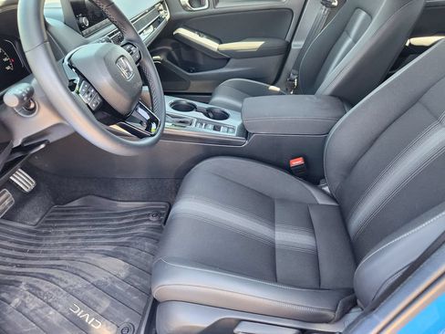 Used 2025 Honda Civic Sport image 11