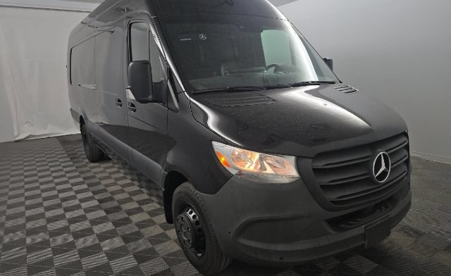 Used 2023 Mercedes-Benz Sprinter 3500 w/ Parking Package image 2