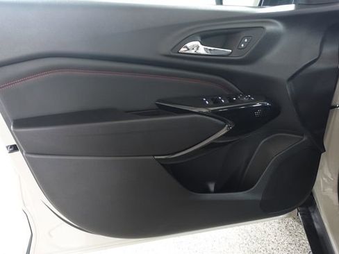 New 2026 Chevrolet Trax RS w/ Driver Confidence Package FWD image 9