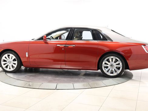 Used 2022 Rolls-Royce Ghost w/ Ghost Package AWD/4WD image 10