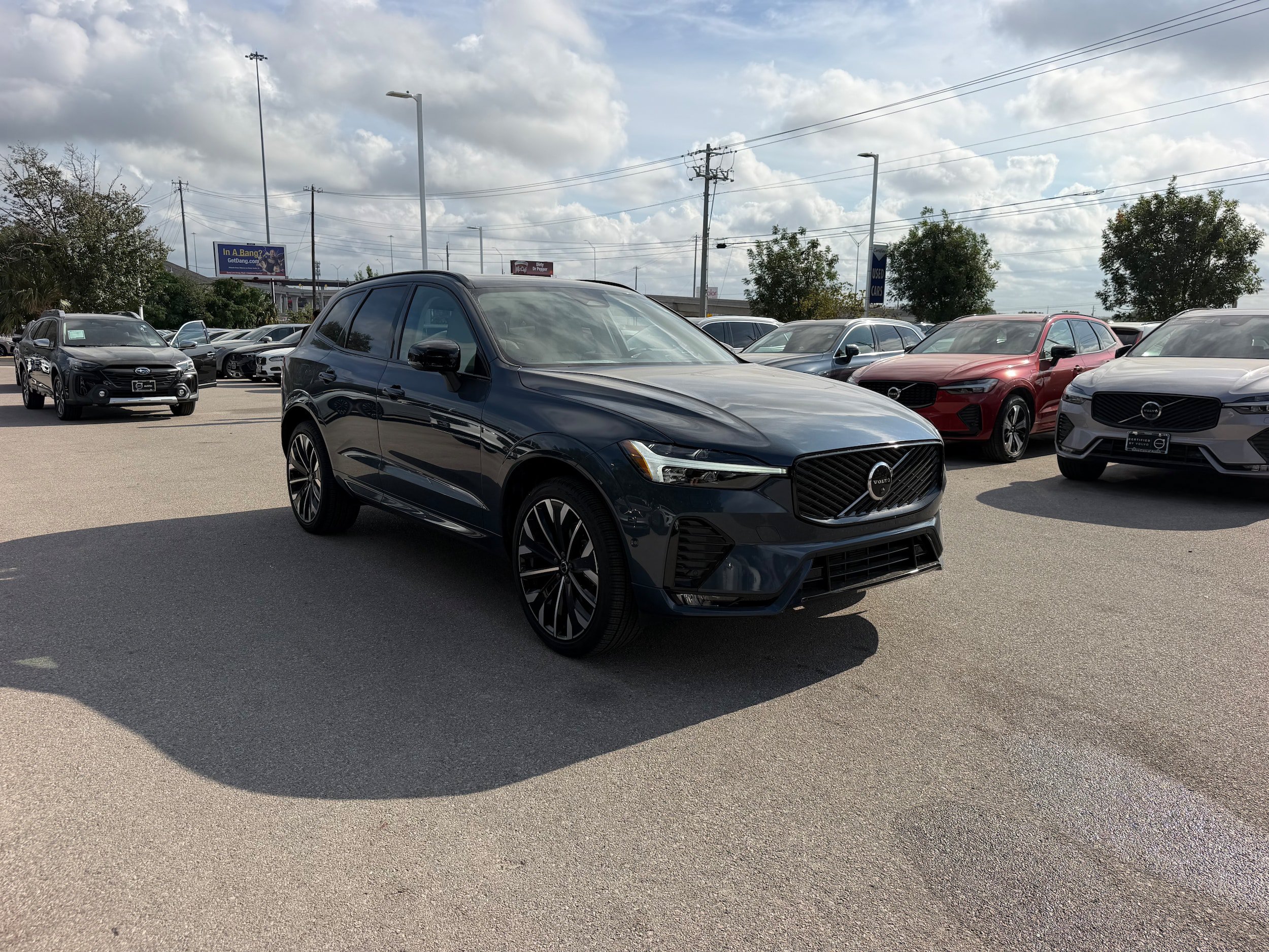 Certified 2026 Volvo XC60 B5 Ultra w/ Protection Package Premier AWD/4WD image 7