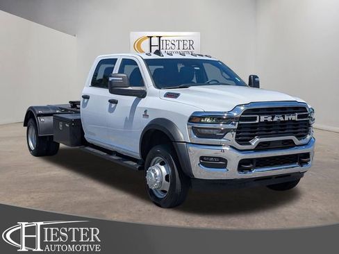 Used 2025 RAM 5500 Tradesman AWD/4WD image 1