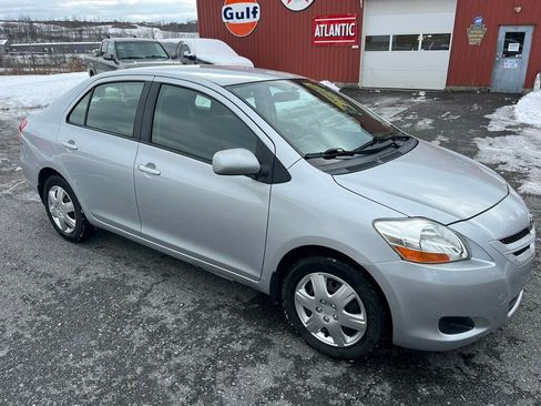 Used 2008 Toyota Yaris Sedan image 2