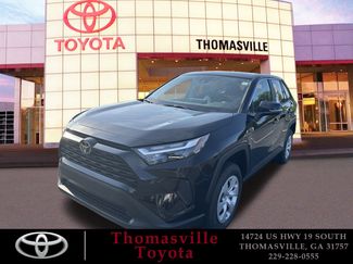 New 2025 Toyota RAV4 LE video 1