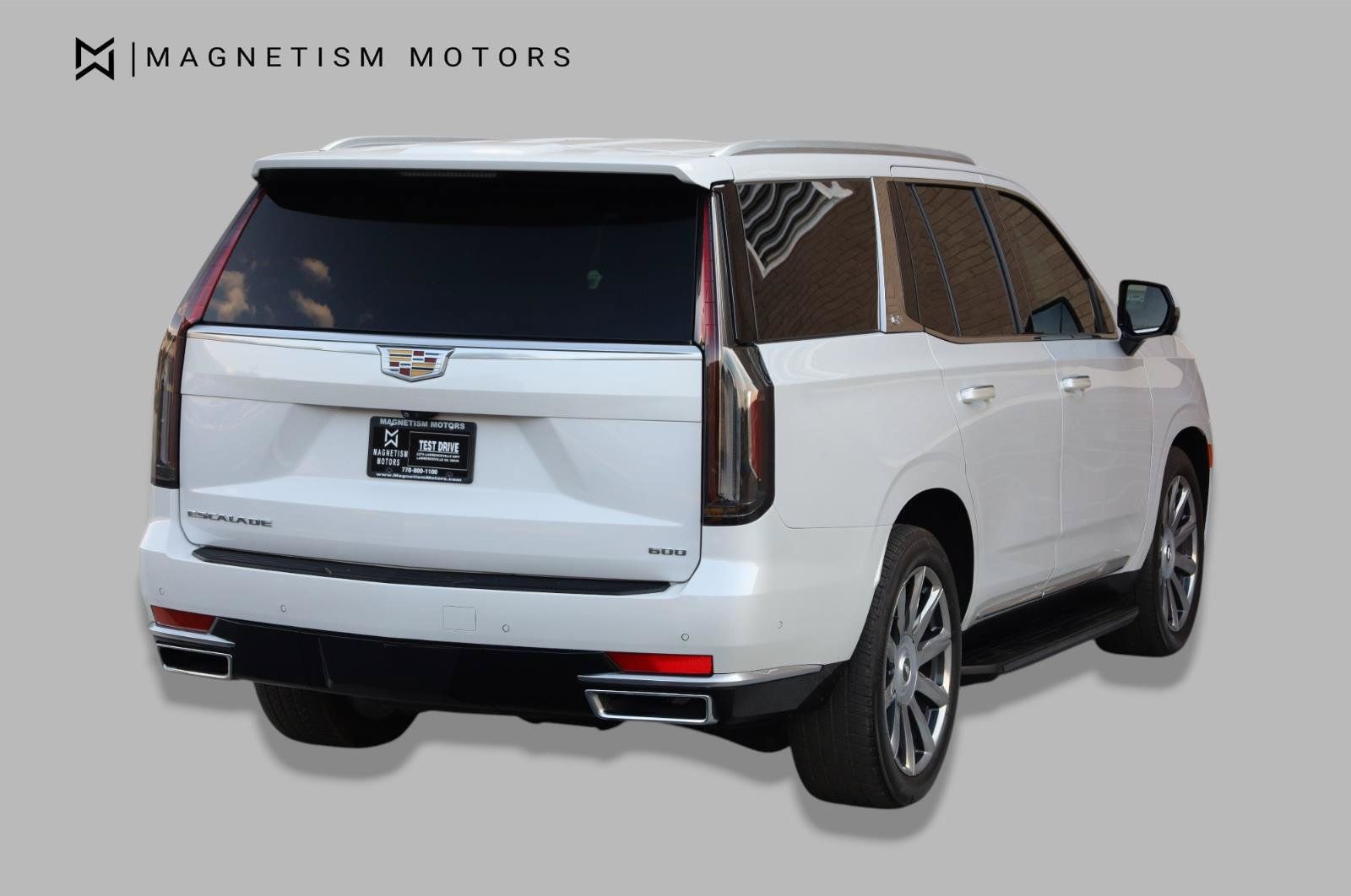 Used 2021 Cadillac Escalade Premium Luxury Platinum w/ LPO, Floor Liner Package AWD/4WD image 10