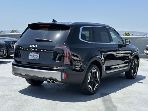 Used 2025 Kia Telluride EX FWD image 7