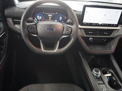 Used 2026 Ford Explorer ST-Line AWD/4WD image 11