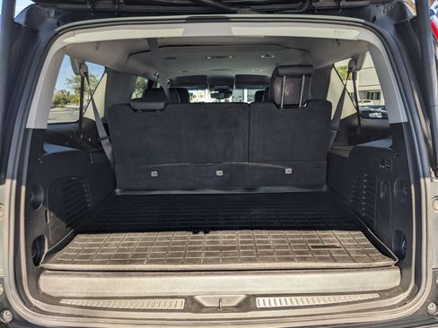 Used 2017 GMC Yukon XL SLT image 9