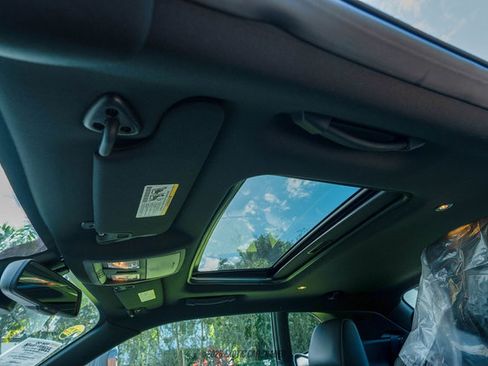 Used 2016 Dodge Challenger SRT Hellcat image 34