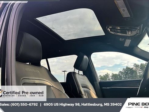 Used 2023 Jeep Grand Cherokee Overland image 16