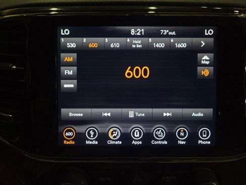 Used 2019 Jeep Grand Cherokee Limited AWD/4WD image 25