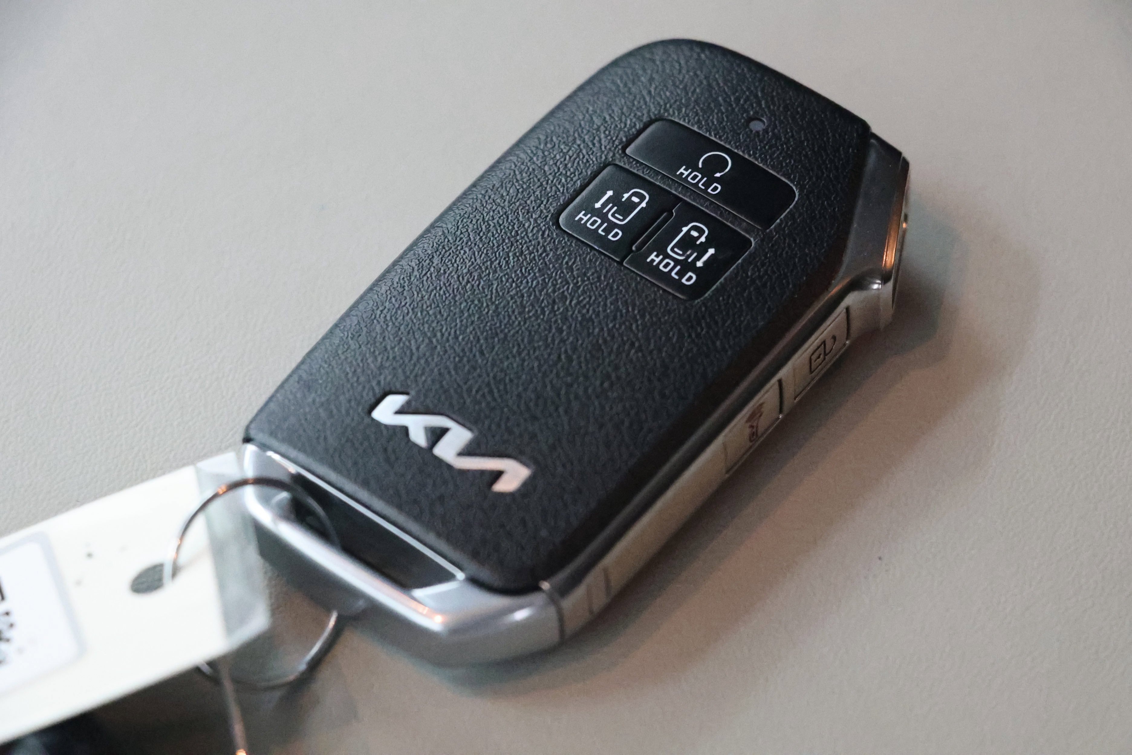 Used 2022 Kia Carnival LX FWD image 36
