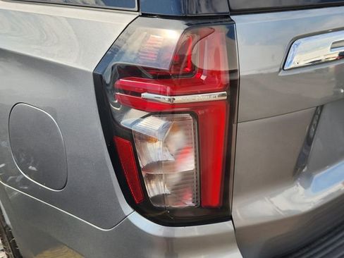 Used 2023 Chevrolet Tahoe LT w/ LT Signature Package image 7