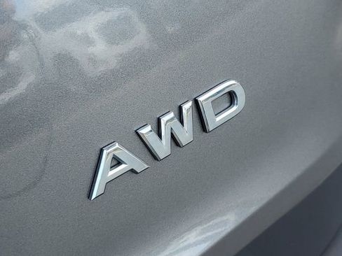 Used 2022 Nissan Rogue S image 6