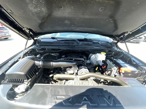 Used 2019 RAM 1500 Laramie RWD image 19