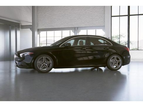 Used 2020 Mercedes-Benz A 220 4MATIC image 37