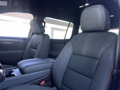 New 2026 GMC Acadia AT4 w/ Luxury Package image 19