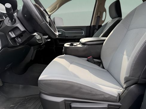 Used 2019 RAM 2500 Big Horn AWD/4WD image 18