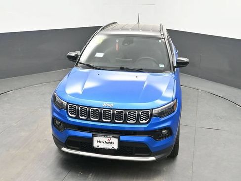 Used 2025 Jeep Compass Limited AWD/4WD image 22