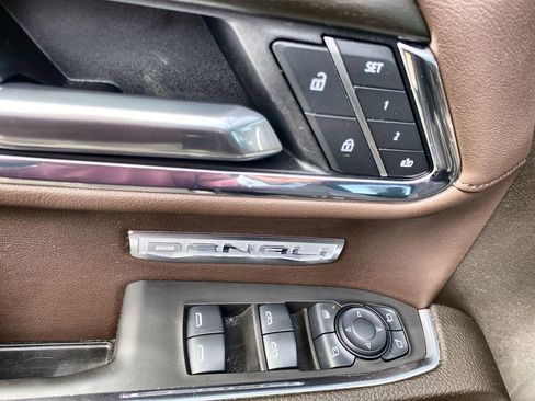 Certified 2025 GMC Sierra 1500 Denali w/ Denali Reserve Package image 24