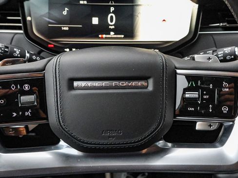 New 2025 Land Rover Range Rover SE image 37