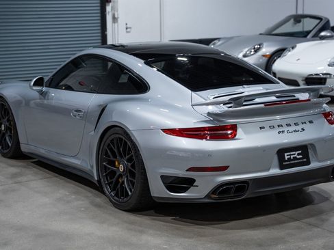 Used 2014 Porsche 911 Turbo S AWD/4WD image 4