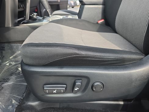 Used 2024 Toyota 4Runner SR5 image 29