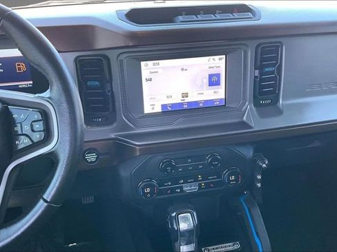 Used 2023 Ford Bronco Outer Banks AWD/4WD image 4