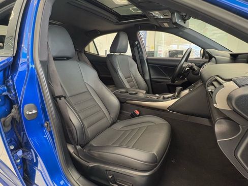 Used 2019 Lexus IS 300 F Sport w/ F Sport Package image 23