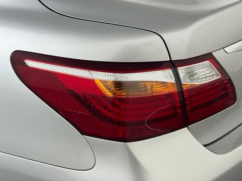 Used 2012 Lexus LS 460 w/ Luxury Value Edition RWD image 13