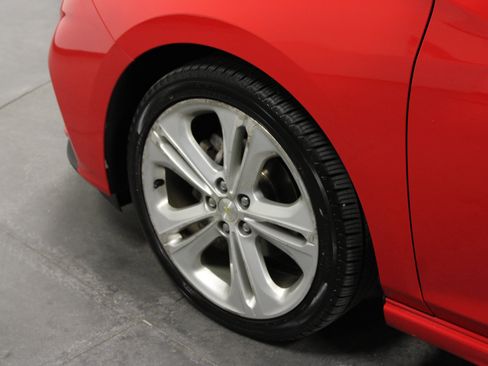 Used 2016 Chevrolet Cruze Premier FWD image 10