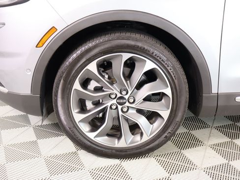 Used 2022 Lincoln Nautilus Reserve w/ Equipment Group 201A FWD image 18