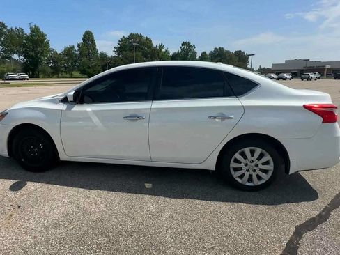 Used 2017 Nissan Sentra SV FWD image 5