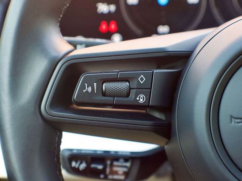 Used 2024 Porsche Taycan 4S image 19