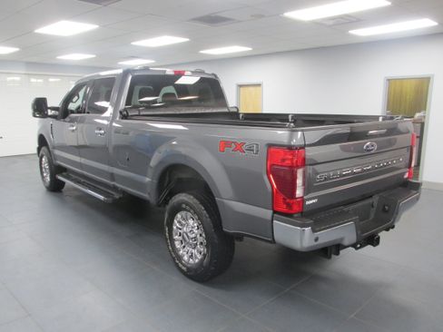 Used 2021 Ford F250 XLT w/ XLT Premium Package AWD/4WD image 7