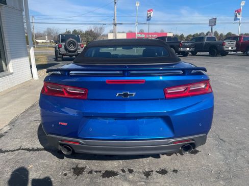 Used 2018 Chevrolet Camaro LT image 4