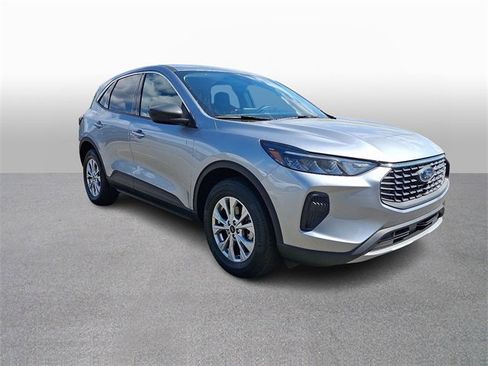 Used 2023 Ford Escape Active image 3