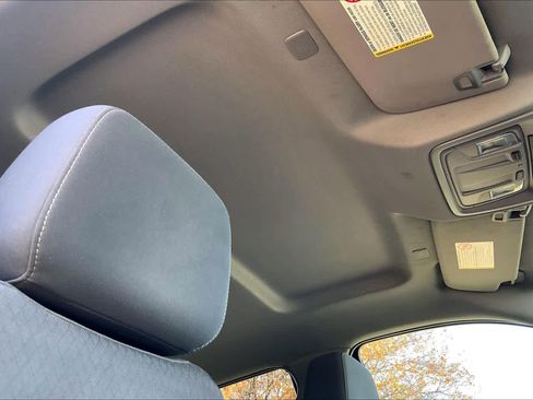 Used 2022 Chevrolet Silverado 2500 LT w/ Convenience Package image 13