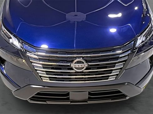 Used 2026 Nissan Rogue SV w/ Cold Weather Package image 16