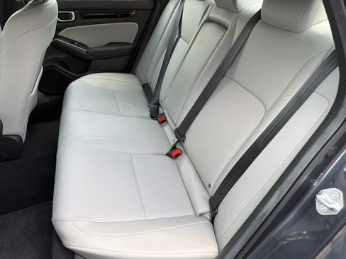 Certified 2025 Honda Civic Sport Touring image 19