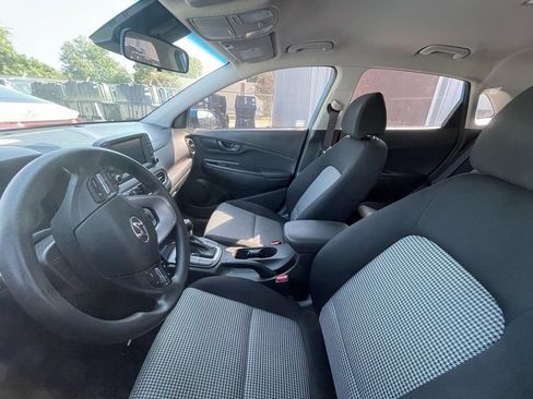 Used 2019 Hyundai Kona SE AWD/4WD image 9