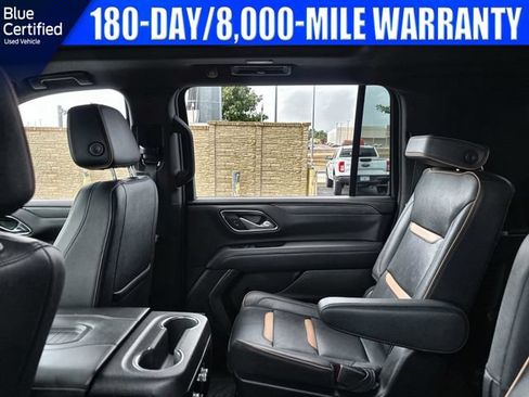 Used 2023 GMC Yukon XL AT4 AWD/4WD image 15