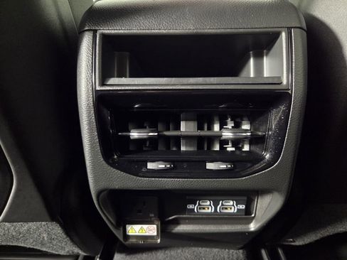 Certified 2025 Jeep Grand Cherokee Laredo X w/ Luxury Tech Group I image 27