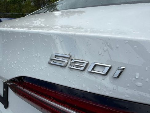 Used 2026 BMW 530i xDrive image 11