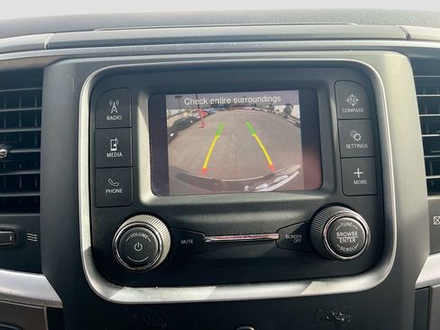 Used 2022 RAM 1500 Classic SLT RWD image 13