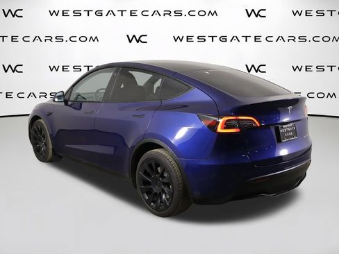 Used 2023 Tesla Model Y Long Range AWD/4WD image 46