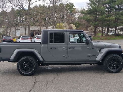 Certified 2022 Jeep Gladiator Sport AWD/4WD image 4