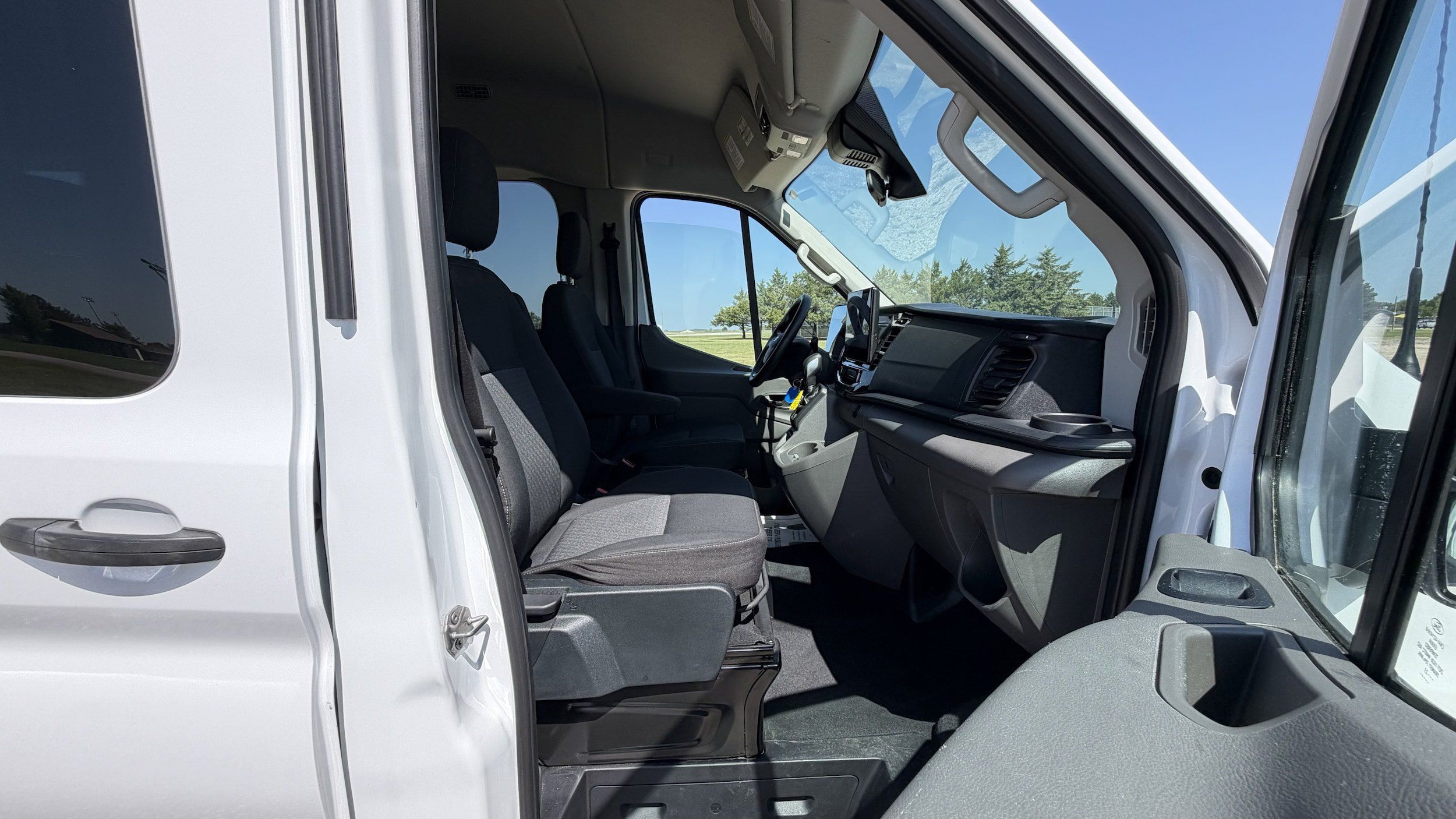 Certified 2023 Ford Transit 350 XLT RWD image 23