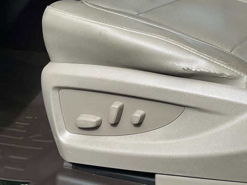 Used 2018 GMC Sierra 1500 SLT w/ SLT Premium Package image 29