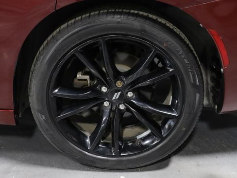 Used 2018 Dodge Charger SXT w/ Blacktop Package RWD image 35